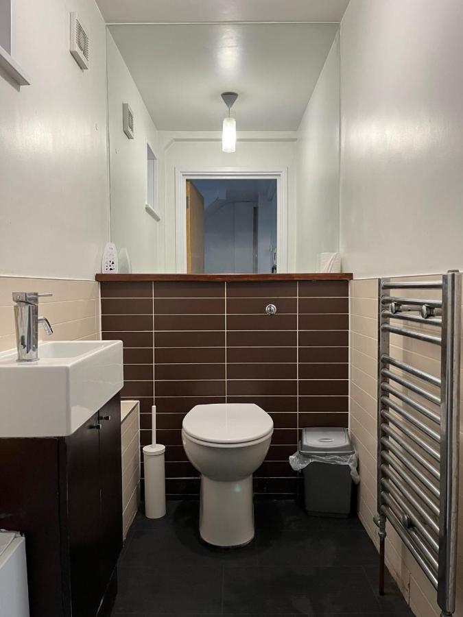 Three Bedroom House In Tooting By Star Apartments Londýn Exteriér fotografie